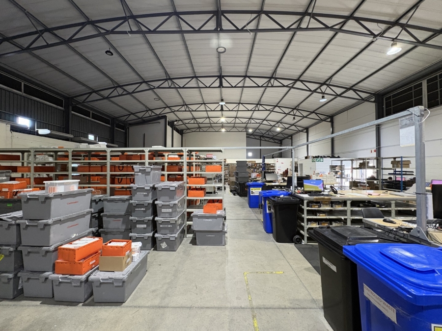 To Let Commercial Property for Rent in Montague Gardens Western Cape